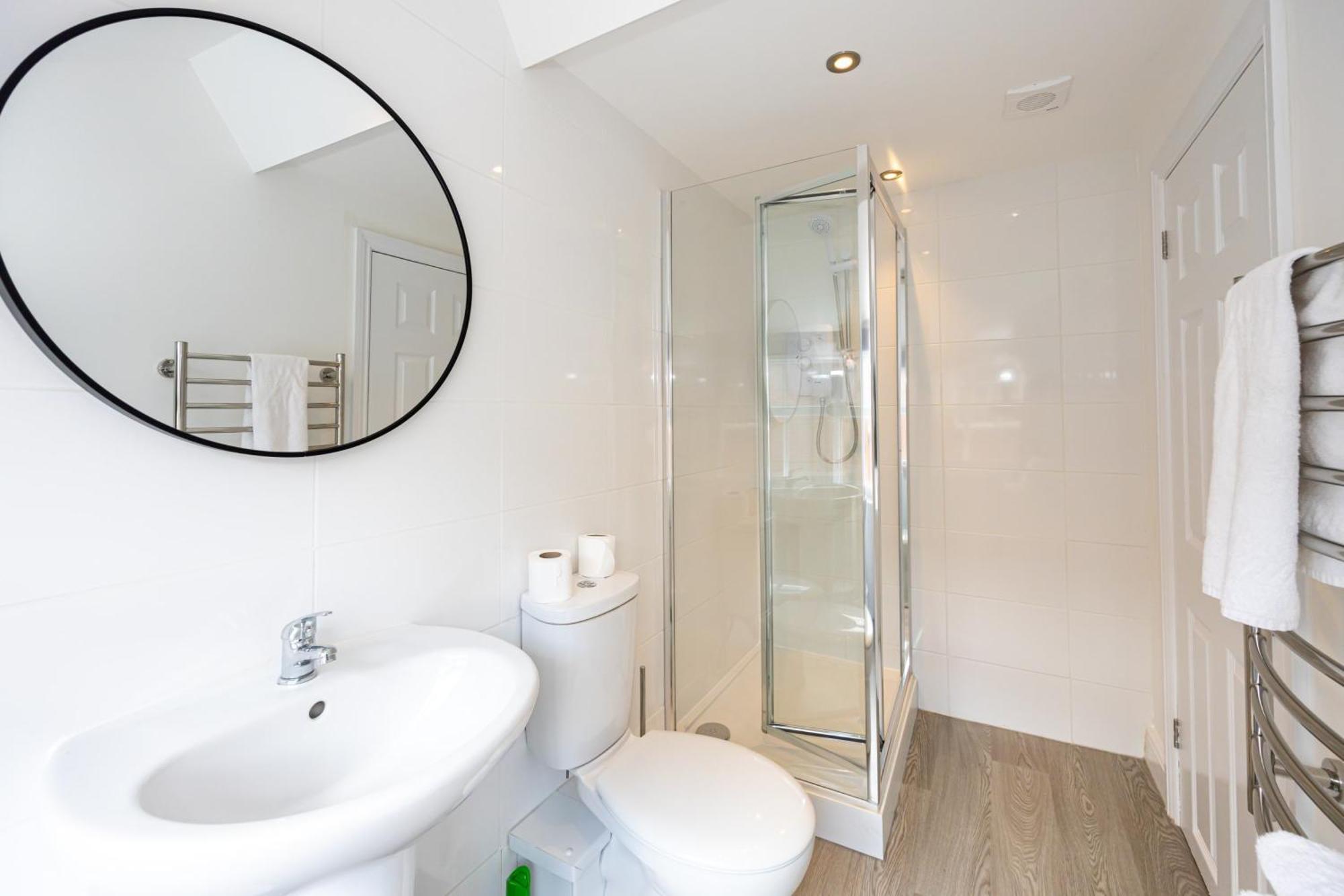 Beautiful 1 Bed 20Mins To Central Manchester Bolton Bagian luar foto