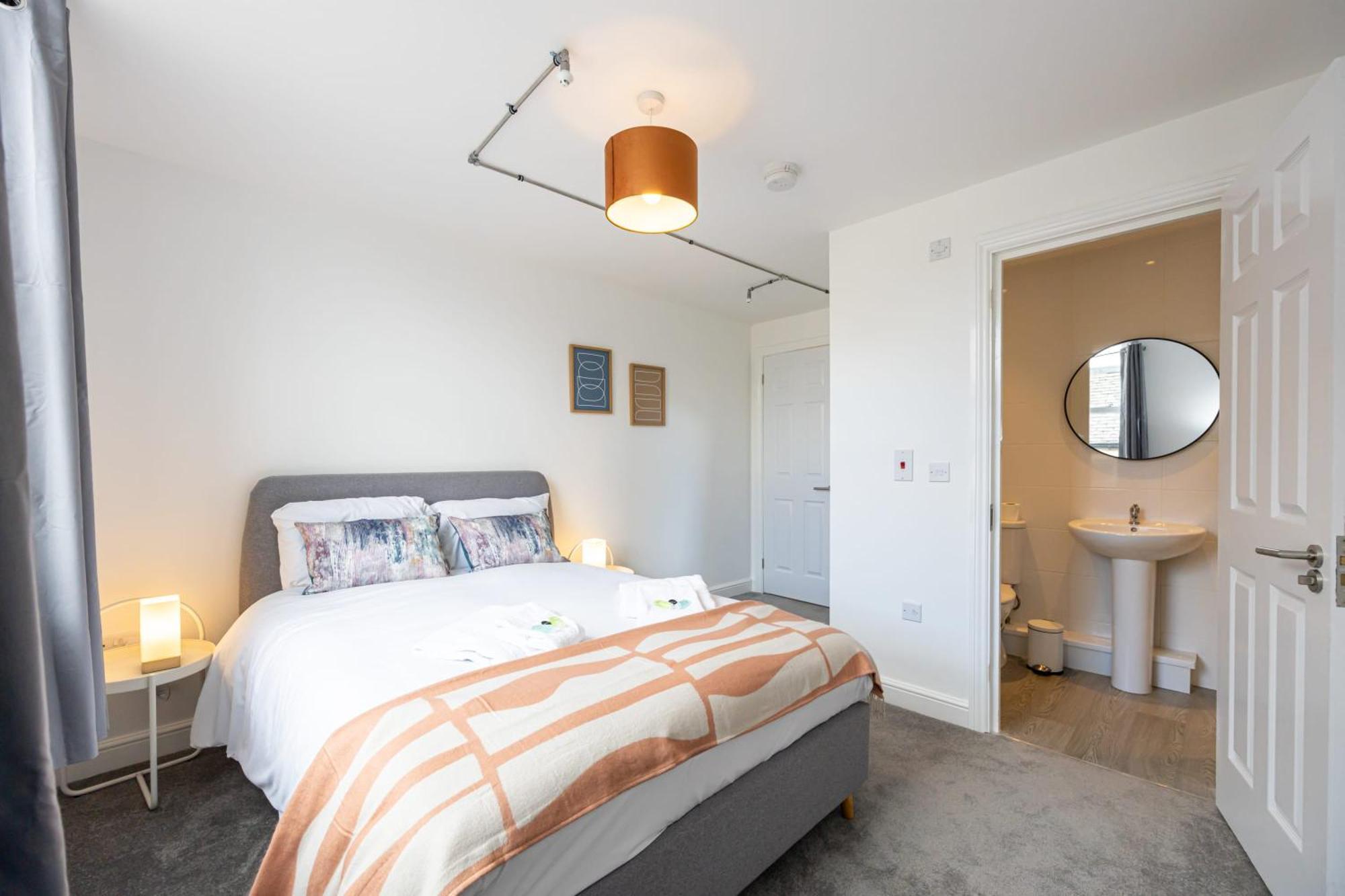Beautiful 1 Bed 20Mins To Central Manchester Bolton Bagian luar foto