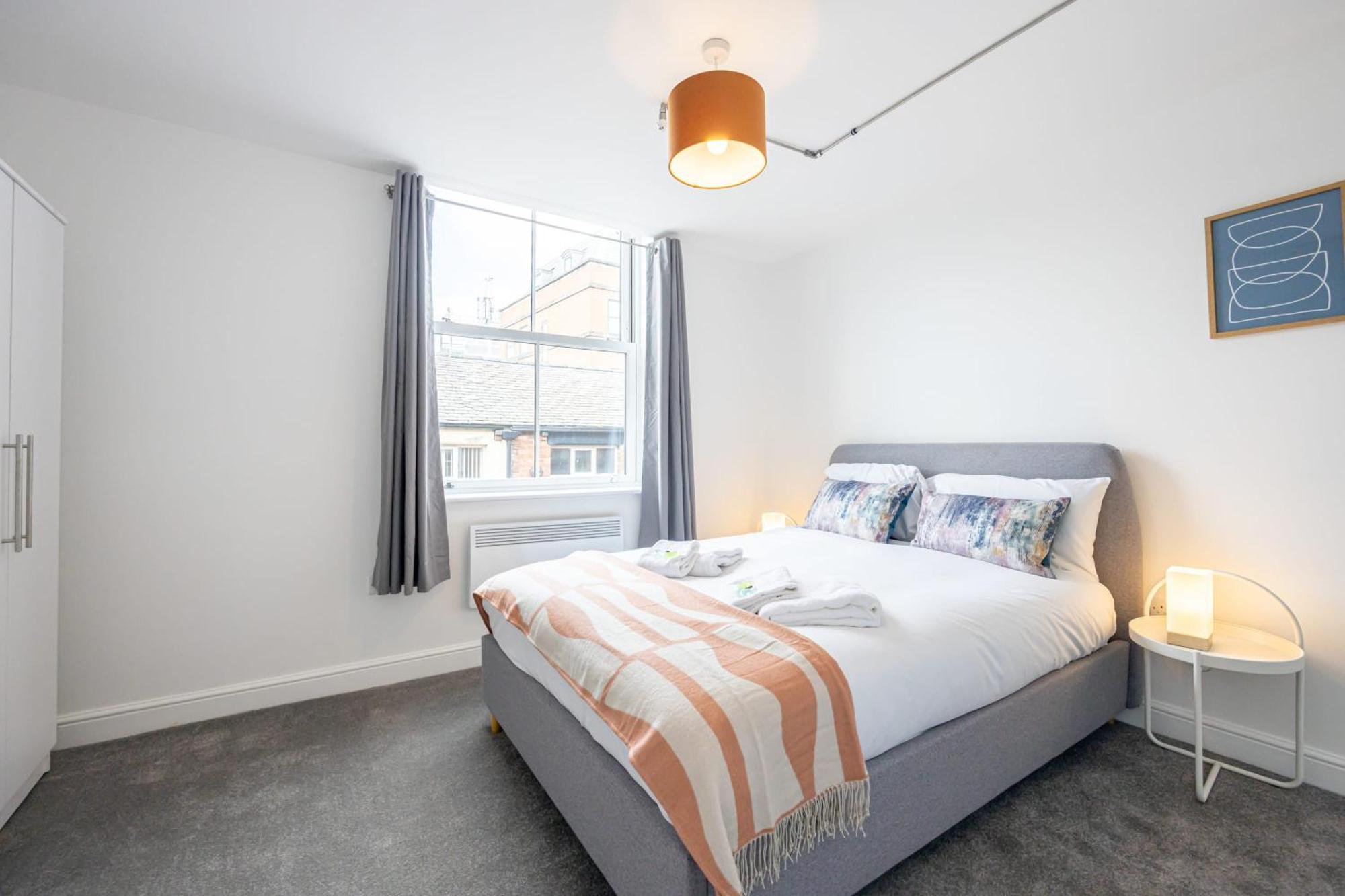 Beautiful 1 Bed 20Mins To Central Manchester Apartment Bolton Bagian luar foto