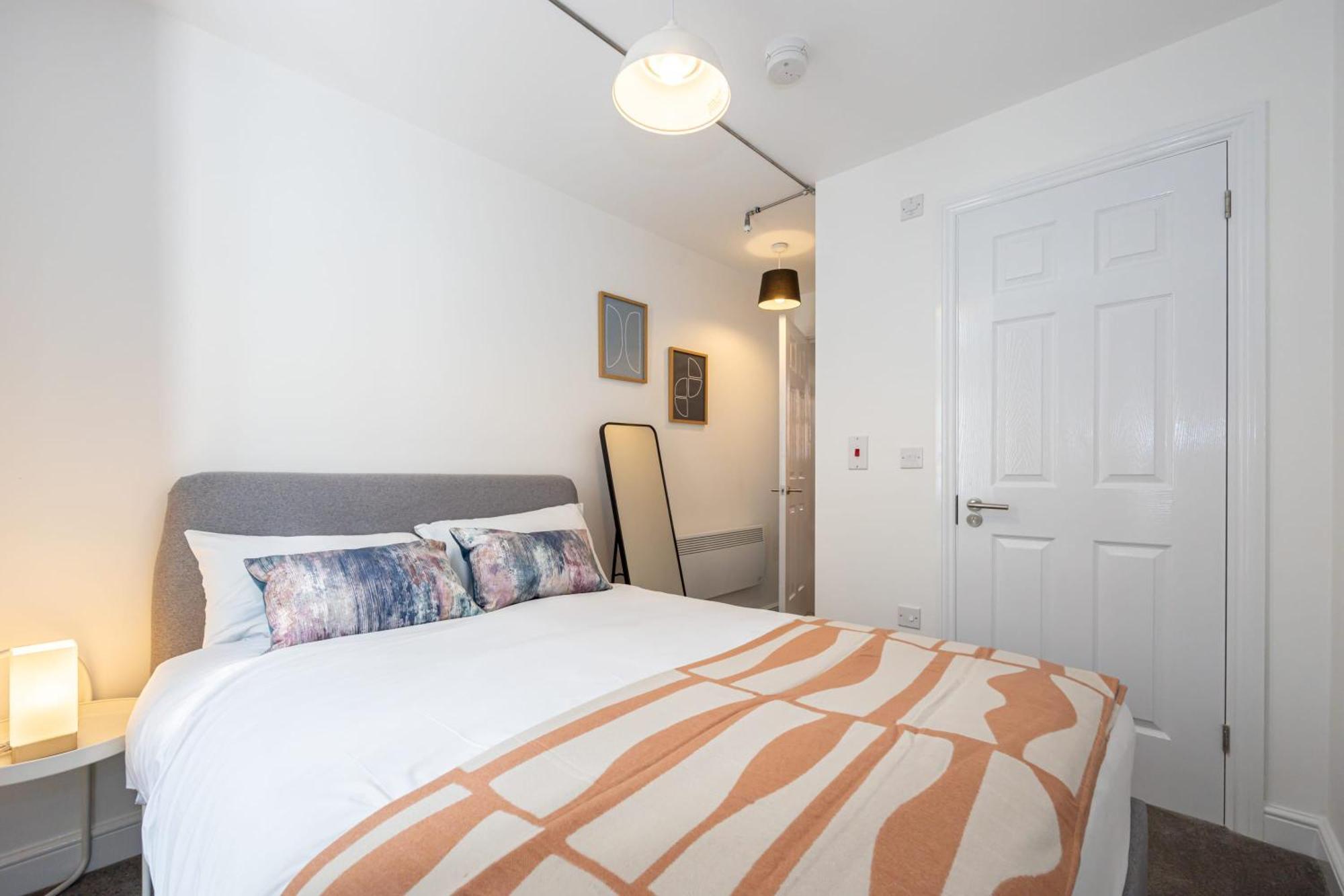 Beautiful 1 Bed 20Mins To Central Manchester Apartment Bolton Bagian luar foto