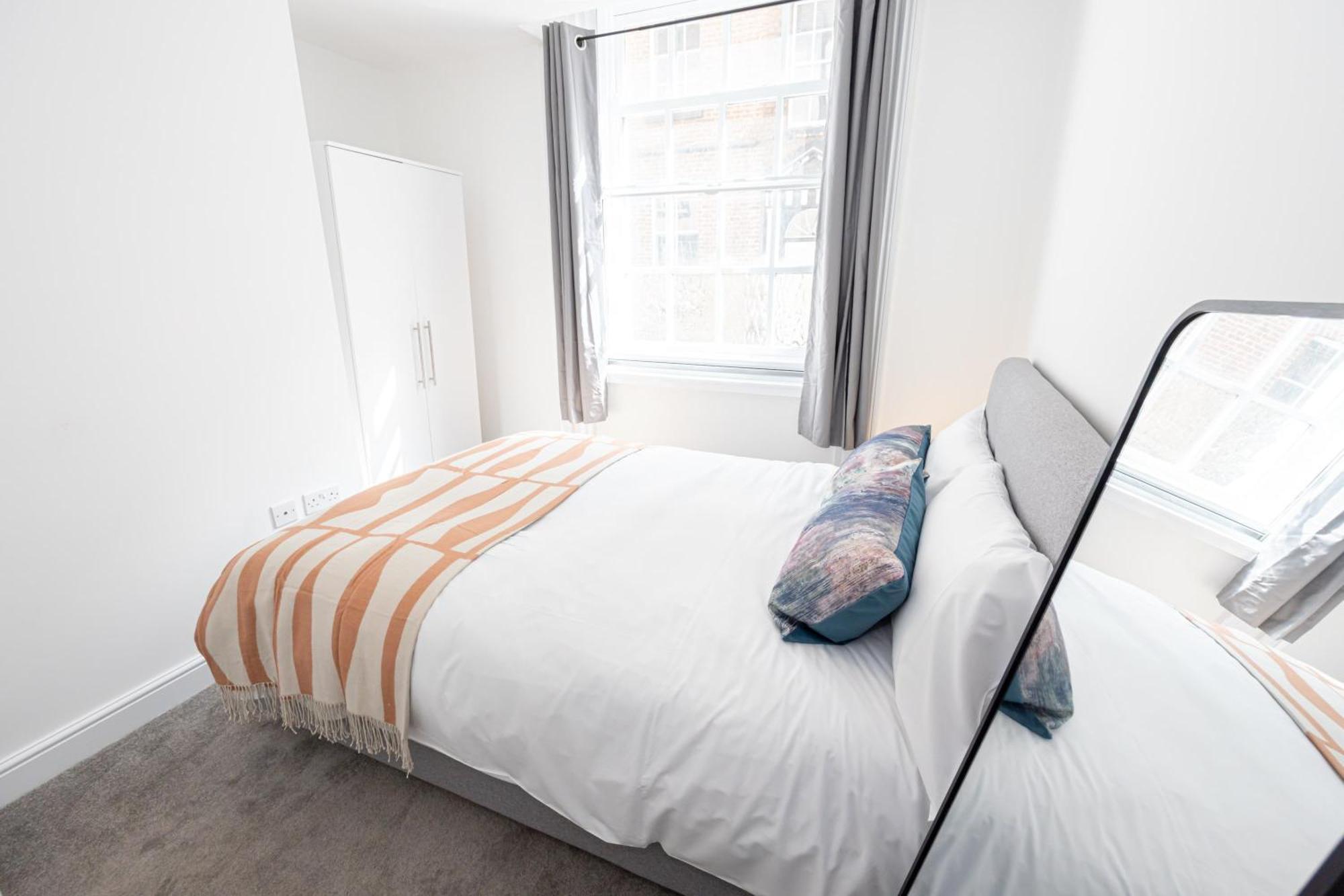 Beautiful 1 Bed 20Mins To Central Manchester Apartment Bolton Bagian luar foto