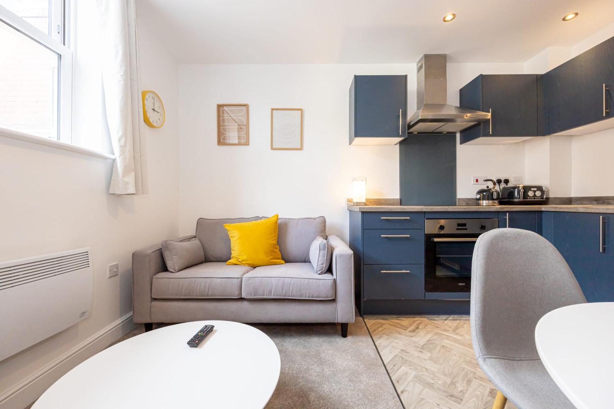 Beautiful 1 Bed 20Mins To Central Manchester Bolton Bagian luar foto
